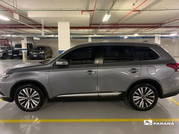 MITSUBISHI OUTLANDER 3.0 HPES (BLINDADO), ANO 2021/2022